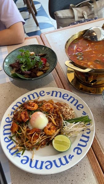 Hình ảnh Me Me Bistro - 2