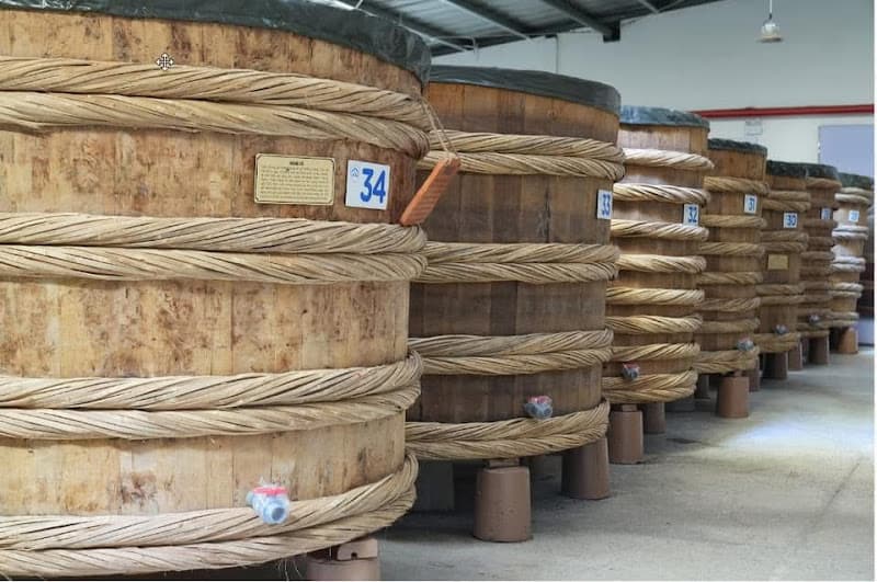 Hình ảnh Nhà Thùng Mắm Truyền Thống Lê Gia - Biển Hải Tiến - 2