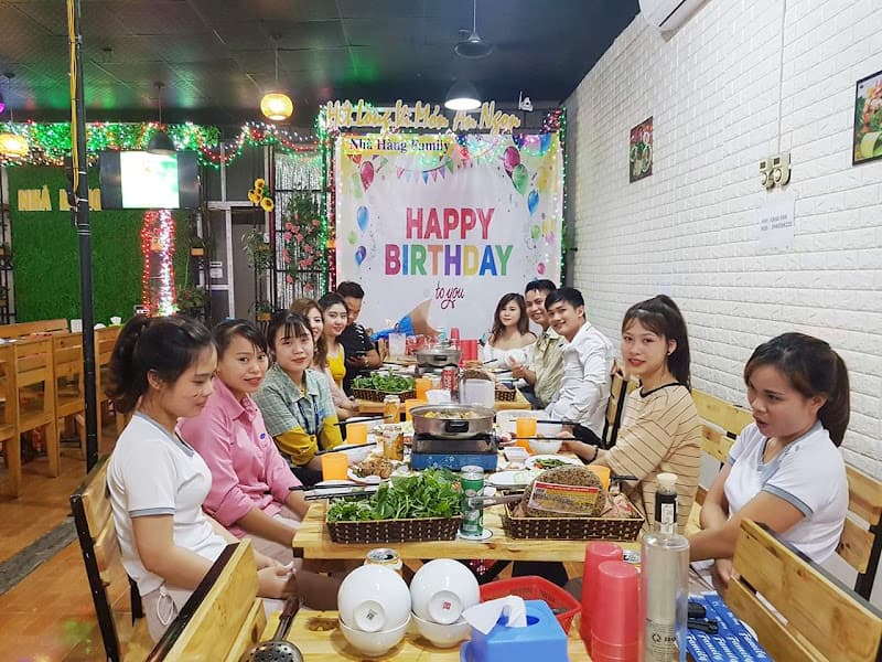 Nhà Hàng Family - KTX SEVT