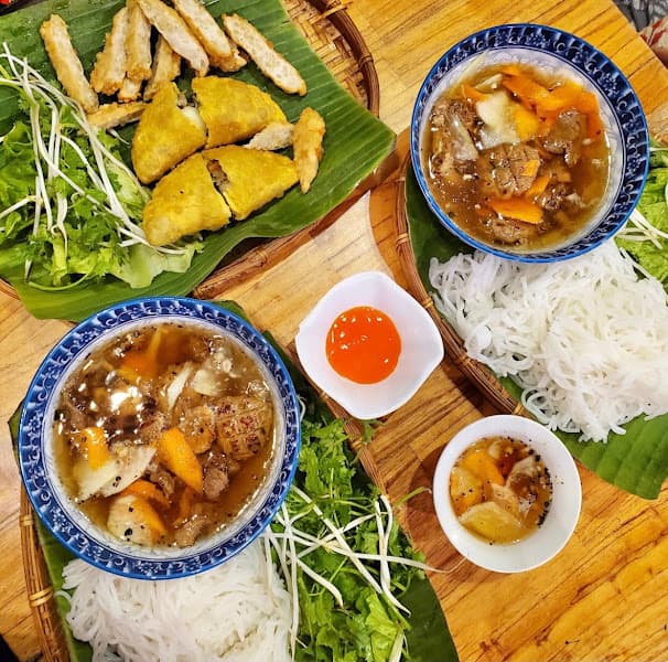 Hình ảnh Bún đậu cô Hạnh - 153 Nguyễn Du - 3
