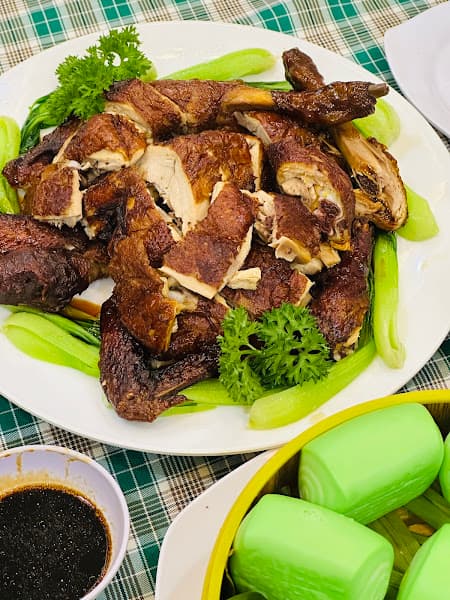 Hình ảnh Nhà hàng sân vườn Hoàng Thành - 3