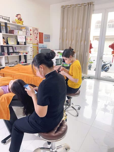 Hình ảnh Hồng Thu - Mi, Nail, Spa, Phun Xăm Thẩm Mỹ - 2