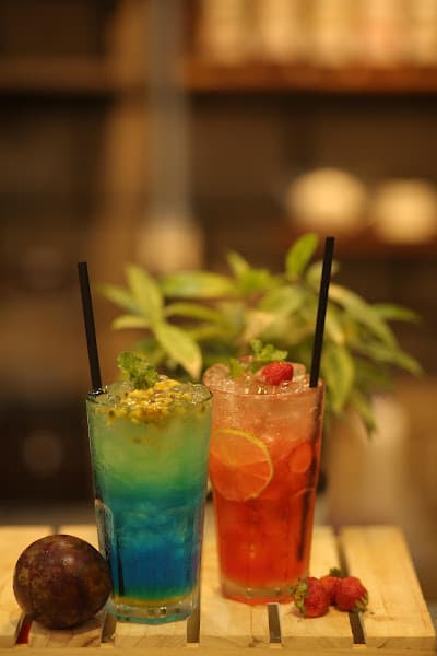 Hình ảnh Cơm Gà Xối Mỡ Cô Hoài - 3