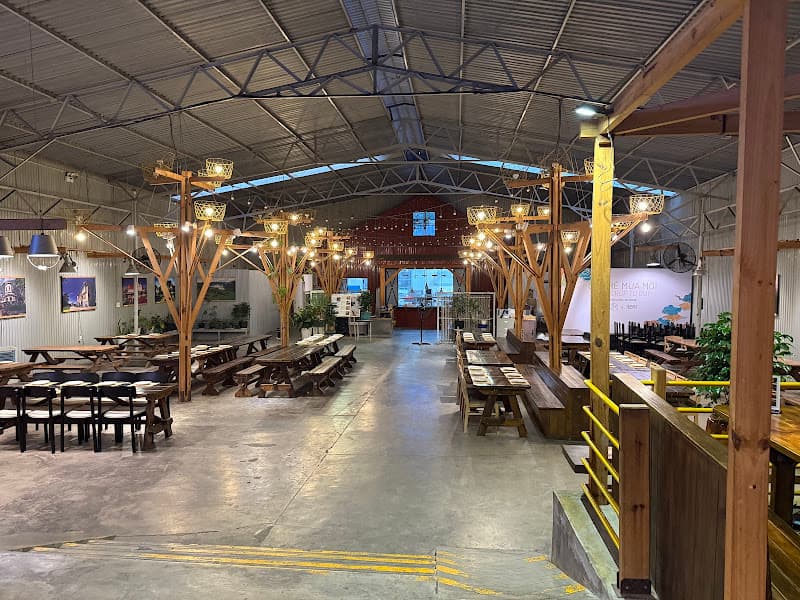 Ảnh bìa Barn House BBQ And Beer