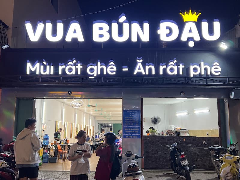 Ảnh bìa VUA BÚN ĐẬU