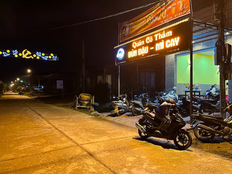 Hình ảnh Quán Cô Thắm Bún Đậu - Mì Cay - 2