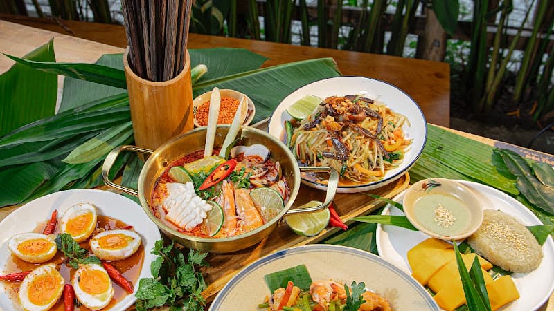 Hình ảnh Ở ĐÂY BÁN MÓN THÁI - 3