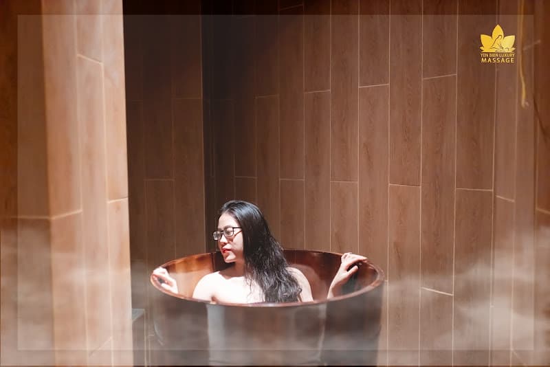 Hình ảnh Yen Bien Luxury Massage - Sky bar - pool - 2