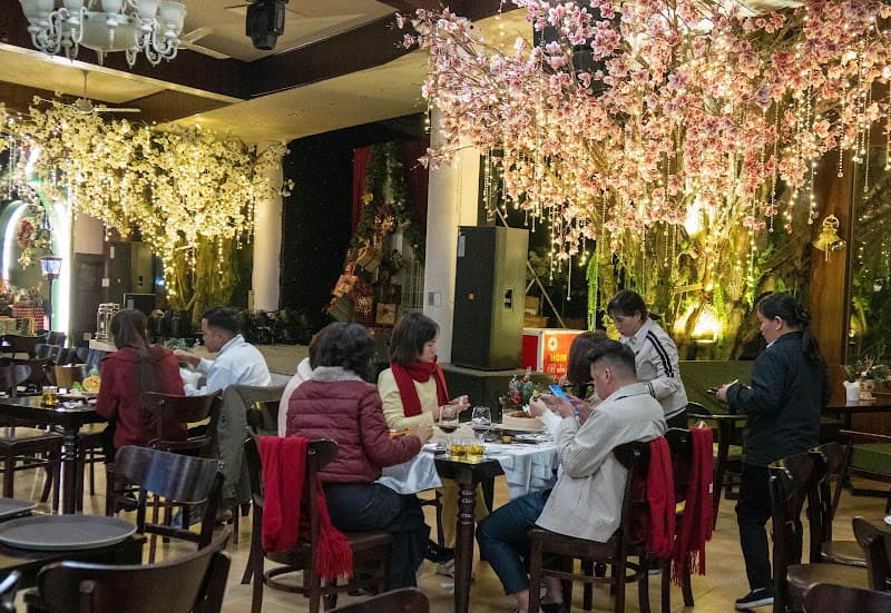 Hình ảnh NEW CENTURY BRUNCH AND CAFÉ - 4