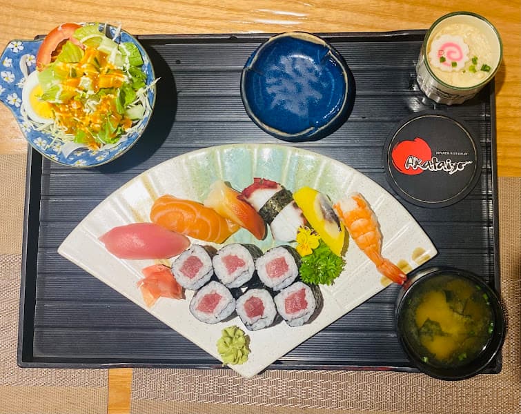 Hình ảnh Akataiyo Sushi (赤太陽 レストラン) - 2