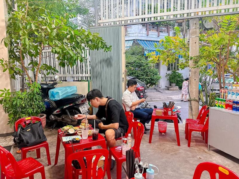 Ảnh bìa Thái Thành Bột Chiên