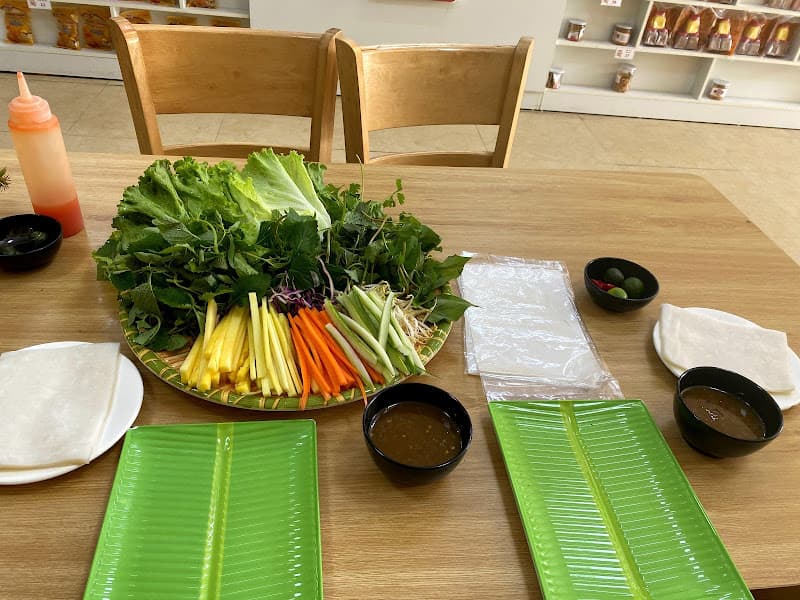 Hình ảnh Dơm - Vua Bánh Tráng, Lê Quý Đôn, Thành phố Thanh Hoá, Buffet bánh tráng 69k - 3