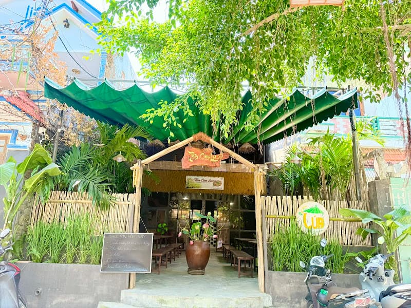 Tiệm Cơm Lúa