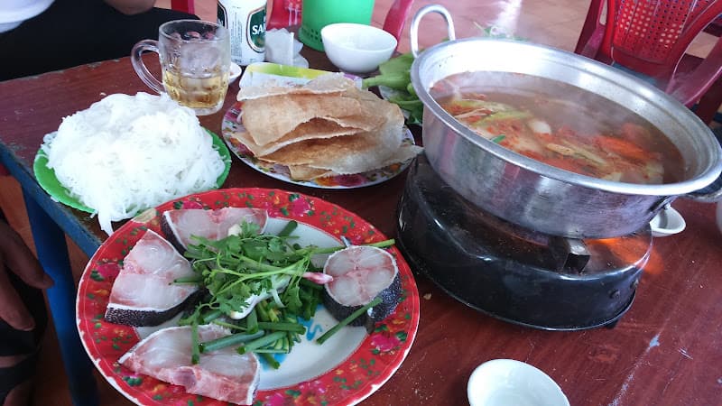 Ảnh bìa Quán Hải Sản Và Các Món Nhậu Bình Dân Tài Y