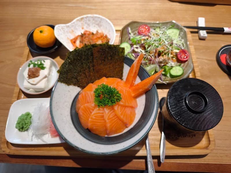 Hình ảnh Akataiyo Sushi 294 Văn Cao(赤太陽 レストラン) - 3