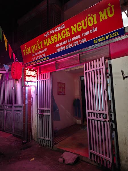 Tẩm quất massage người mù Hà Phong