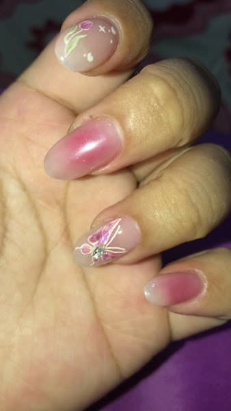 Hình ảnh Linh Thư - Nails & Gội Đầu - 4