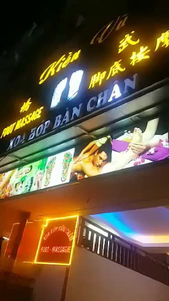 Hình ảnh Kiều Vũ foot massage - 3