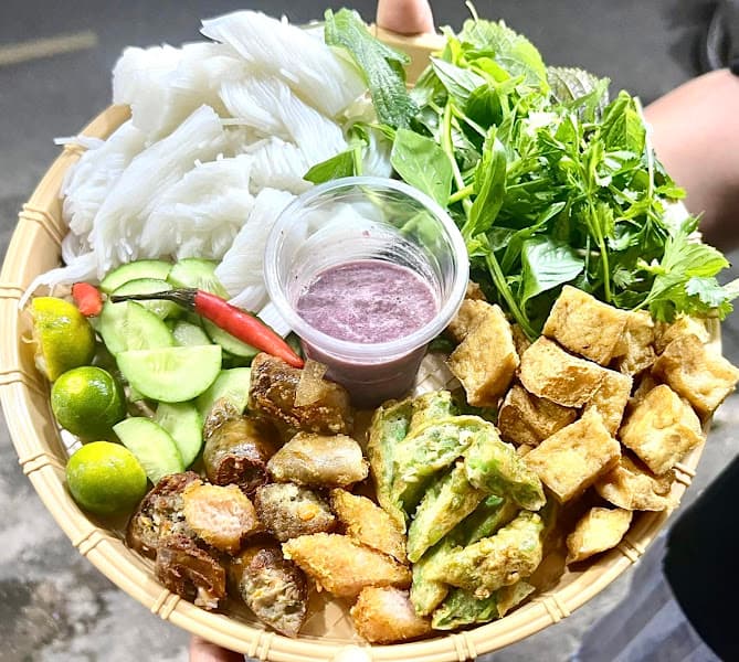 Hình ảnh T-Food & Drink ( Bún đậu mắm tôm, ăn vặt, nước ép, sto, giải khát ) - 3