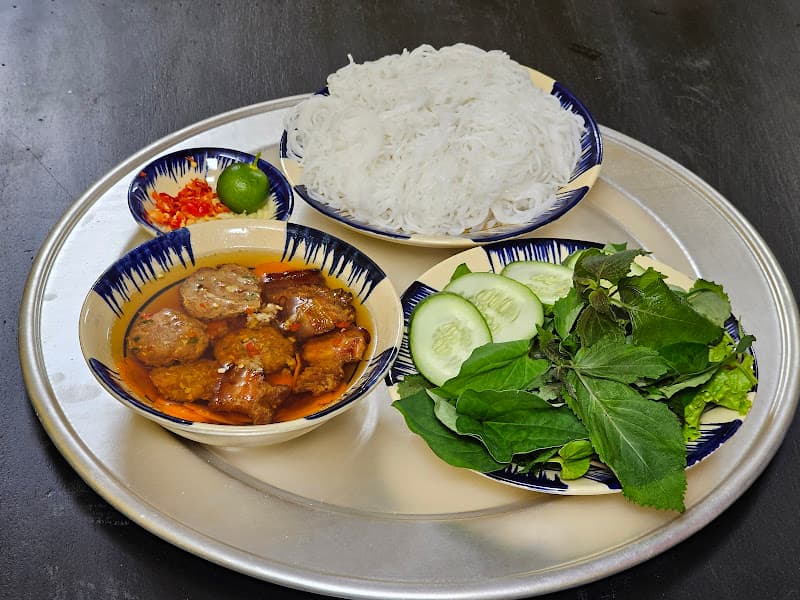 Hình ảnh MÂM - BÚN ĐẬU MẮM TÔM - 4