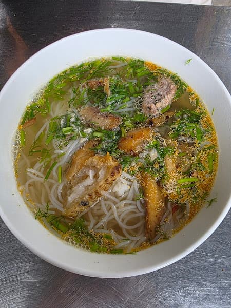 Hình ảnh Phở khô Hà lan bà nghiệp. phở vịt quay - 3