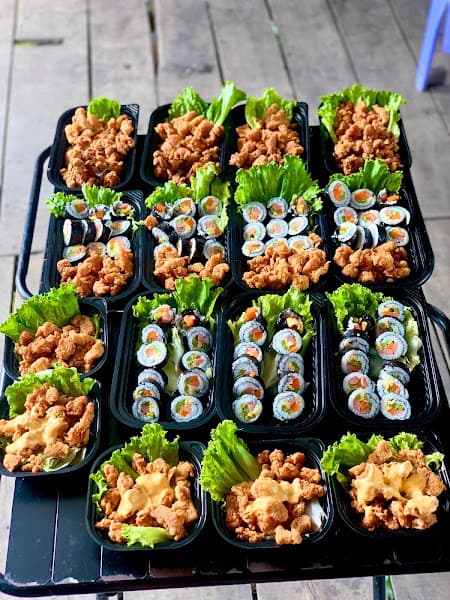Hình ảnh Tiệm Trà HANA - Bánh Tráng Trộn,Cuốn - Chân Gà Sốt Thái - Bánh Crepe Sầu Riêng - 10