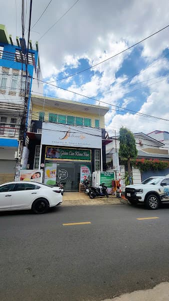 Alina Spa 18 Ngô Đức Kế / SPA LẤY MỤN BMT / MASSAGE BODY BMT /GỘI ĐẦU BMT / TRIỆT LÔNG BMT/TẮM TRẮNG BMT