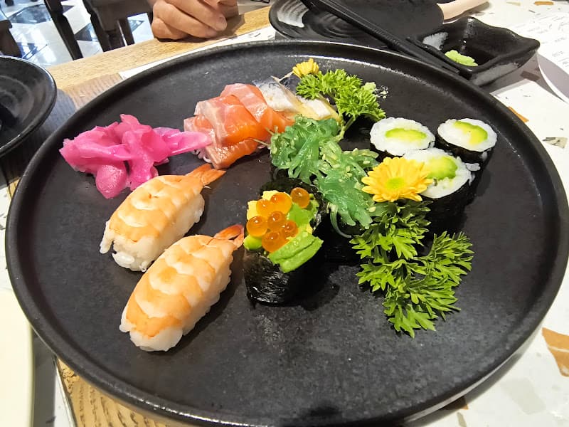 Hình ảnh Tomita sushi - 5