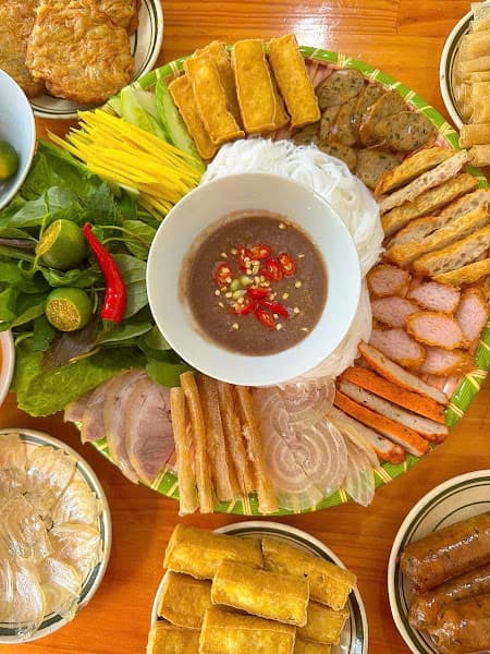 Ảnh bìa Bún Đậu Mắm Tôm - Nem Nướng Nha Trang - Hồng Nga