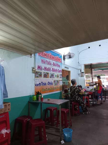Hình ảnh Cơm Bình Dân Phương Mai - 3