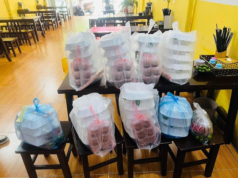 BÚN ĐẬU NHÀ NGÕ