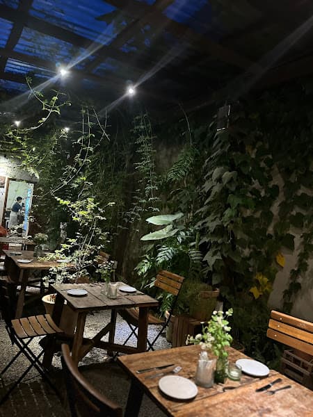 Hình ảnh Herb Garden Bistro - 2