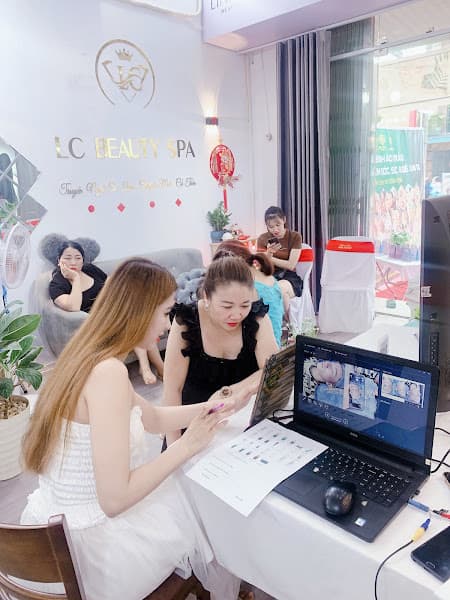 Hình ảnh LC BEAUTY SPA (Mụn - Nám - Tàn nhang) - 2