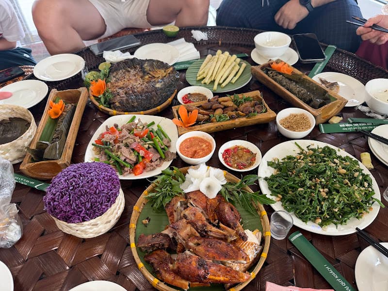 Hình ảnh NHÀ HÀNG THÁI BÔNG BAN XANH LÀO CAI - 3