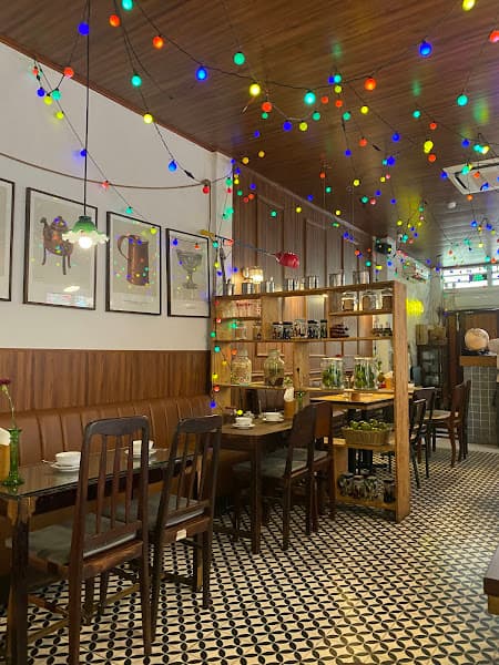 Hình ảnh Ăn Cơm Uống Nước - Thai Bistro & Coffee - 2