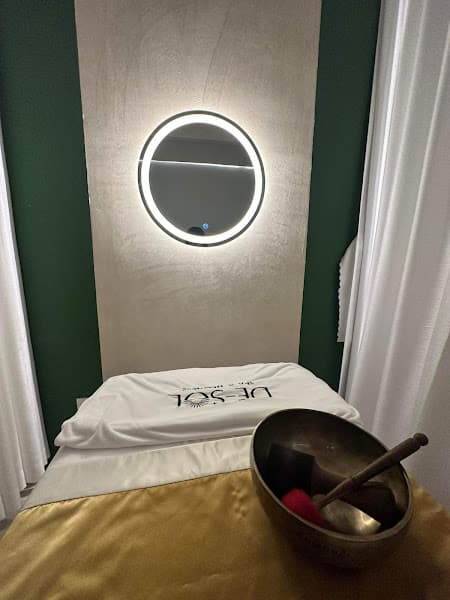 Hình ảnh De-Sol Spa & Wellness Massage trị liệu - Gội Đầu Dưỡng Sinh - Chuông Xoay Trị Liệu - 3