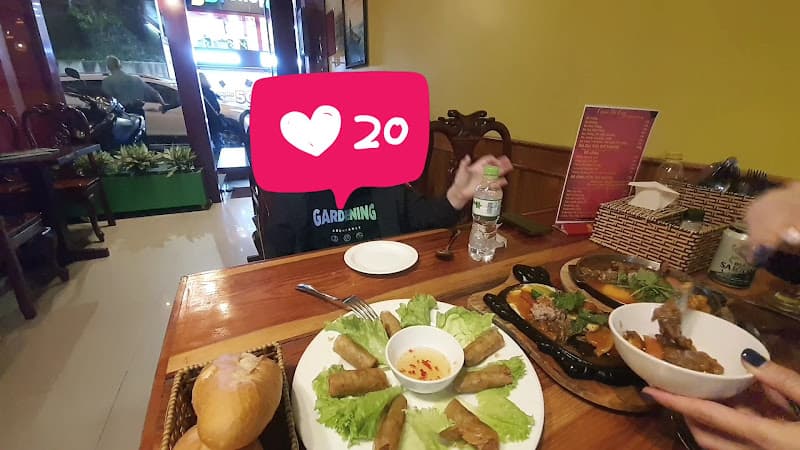 Hình ảnh Restaurant Da Quy, Nhà Hàng Dã Quỳ .Bò né - Bánh mì chảo Dã Quỳ - 2