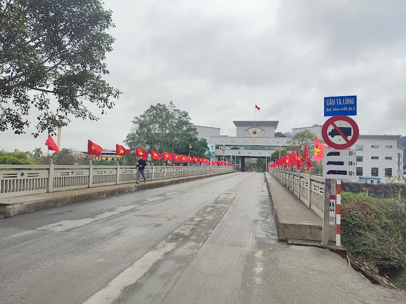 Hình ảnh Cửa khẩu Quốc tế Tà Lùng - 5