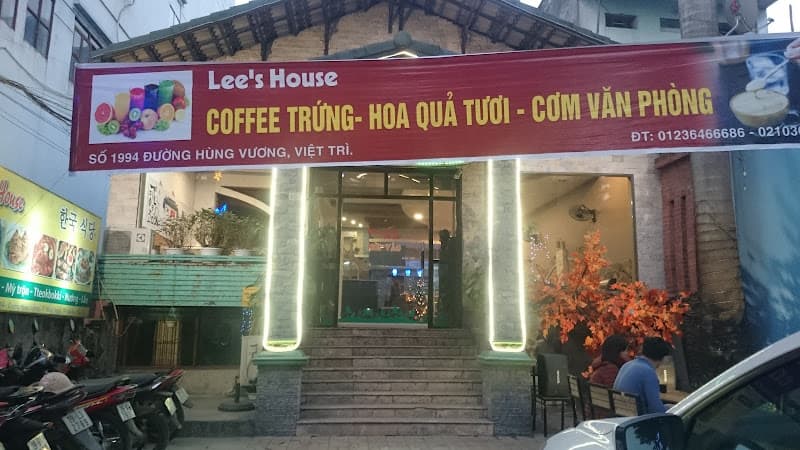 Ảnh bìa Lee's House