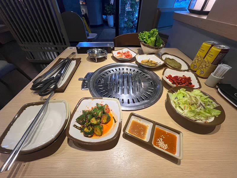 Hình ảnh GoGi House Trung Hòa - 2