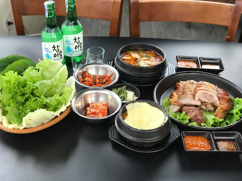 Hình ảnh Nhà Hàng Chân Giò Yeol Kwang 열광 - 4