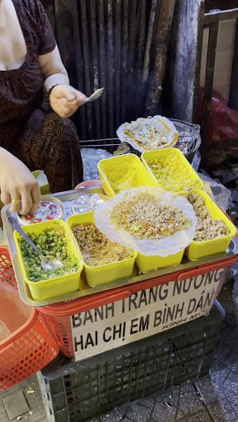 Hình ảnh Banh Trang Nuong Hai Chi Em Binh Dan - 4