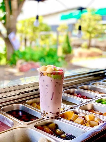 Hình ảnh Tiệm Trà HANA - Bánh Tráng Trộn,Cuốn - Chân Gà Sốt Thái - Bánh Crepe Sầu Riêng - 8