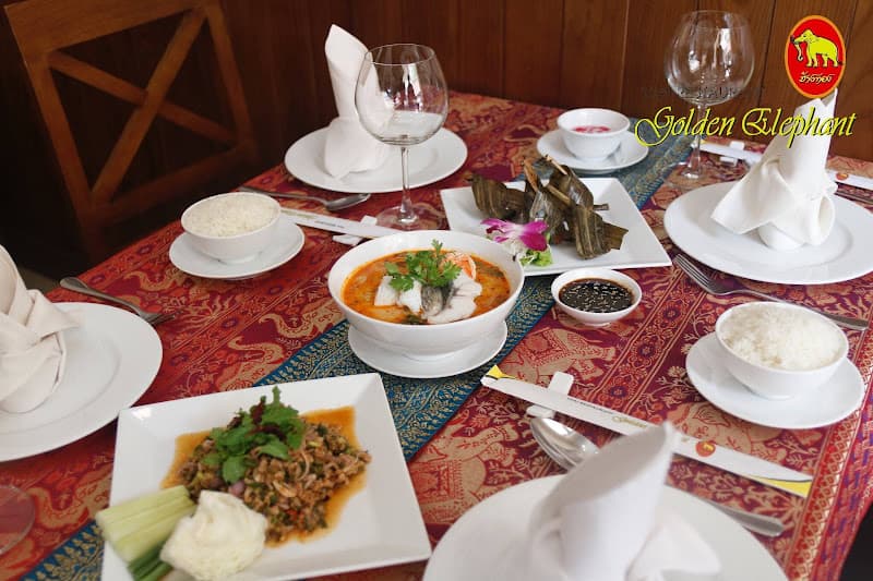 Hình ảnh Nhà Hàng Con Voi Vàng - 3