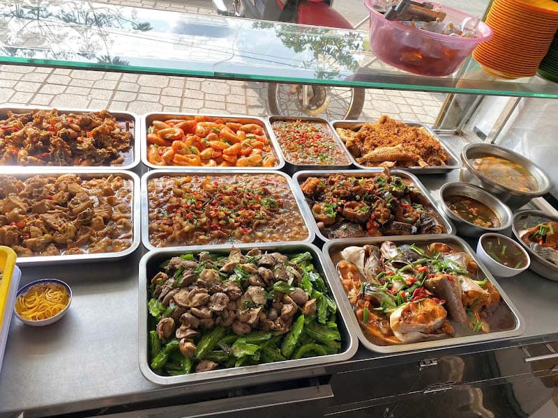 Hình ảnh Cơm Trưa Hai Chị Em - 2