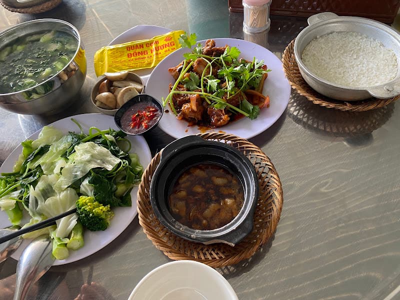 Hình ảnh Quán Cơm Đồng Hương - 4