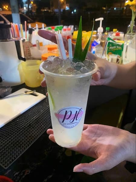 Hình ảnh Quán cà phê bờ kè hot nhất Cà Mau - 3