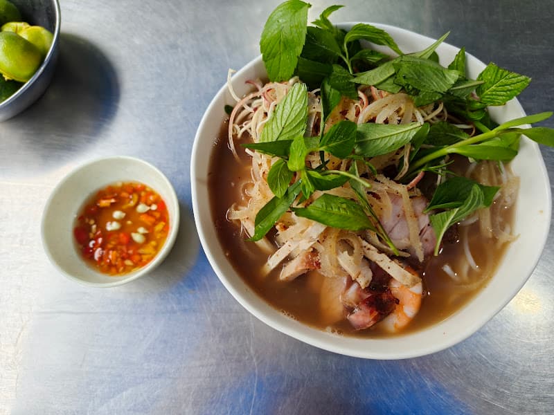Hình ảnh HUỲNH LONG - 2