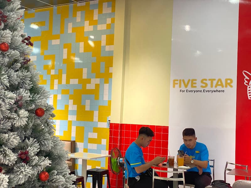 Hình ảnh Gà Rán Five Star - Nhà Bàng Premium Outlet - 2