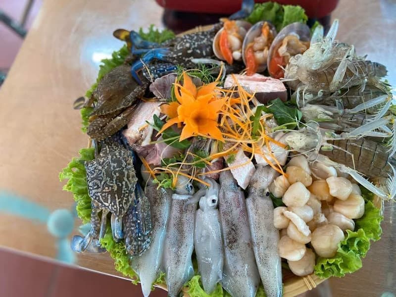 Hình ảnh Nhà hàng Úy Thanh đảo Cô Tô - 3
